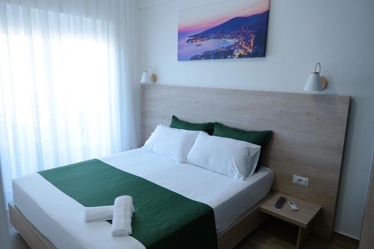 SarandaView Hotel Bagian luar foto