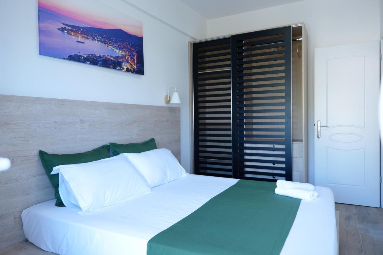 SarandaView Hotel Bagian luar foto