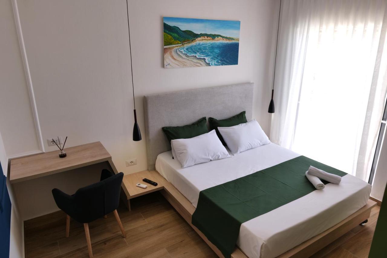 SarandaView Hotel Bagian luar foto