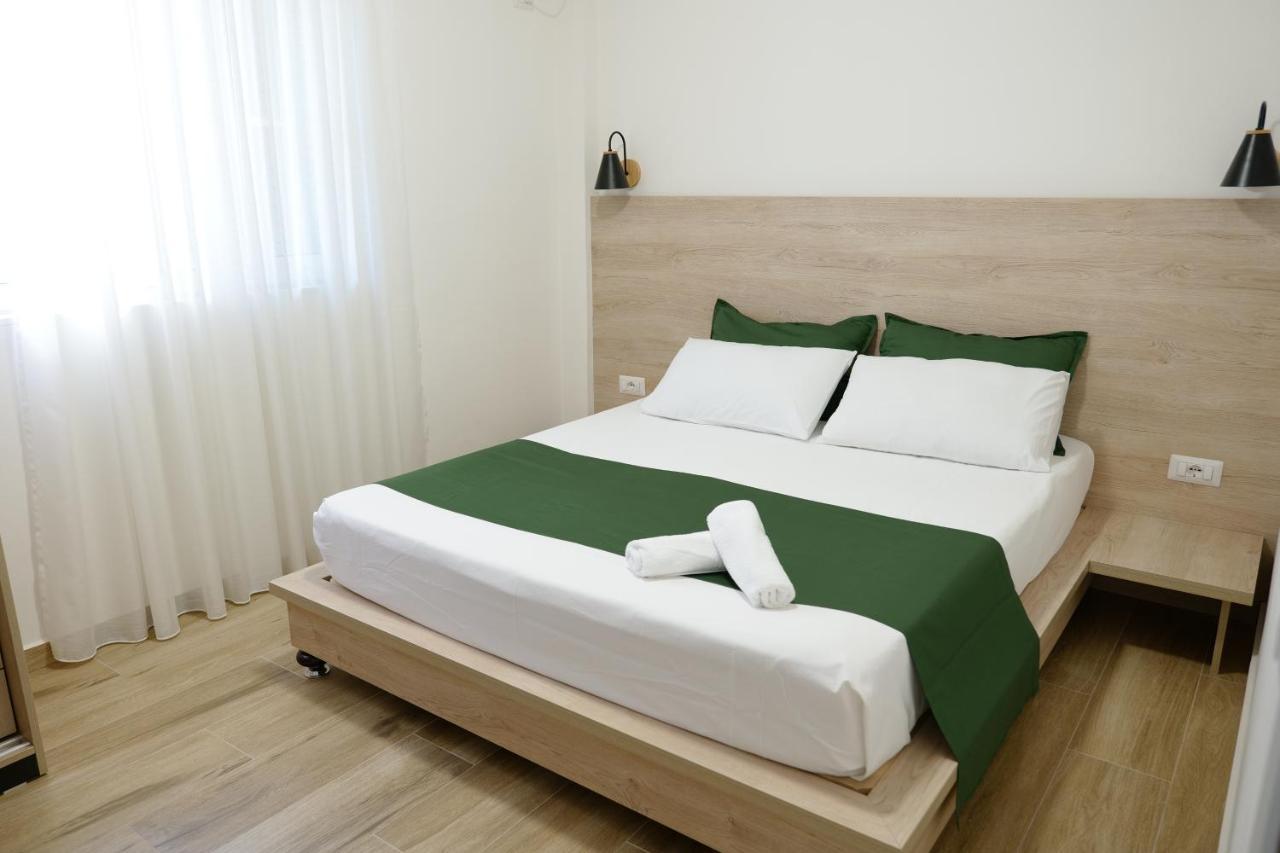 SarandaView Hotel Bagian luar foto