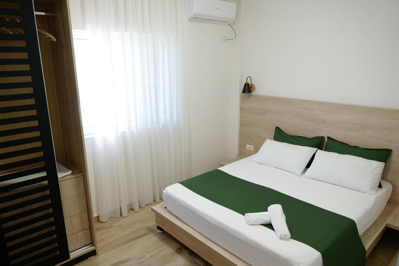 SarandaView Hotel Bagian luar foto